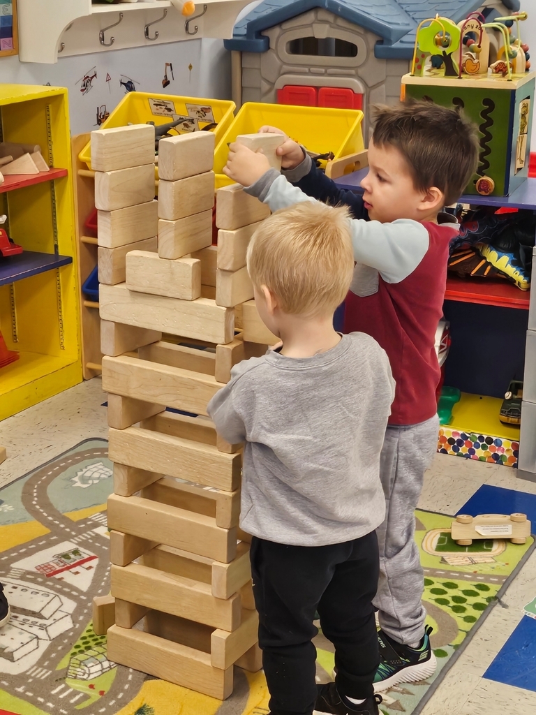 children building towers